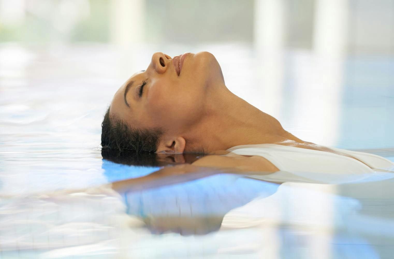 Entspannungspaket | schwerelos floaten | Massage nach Wahl