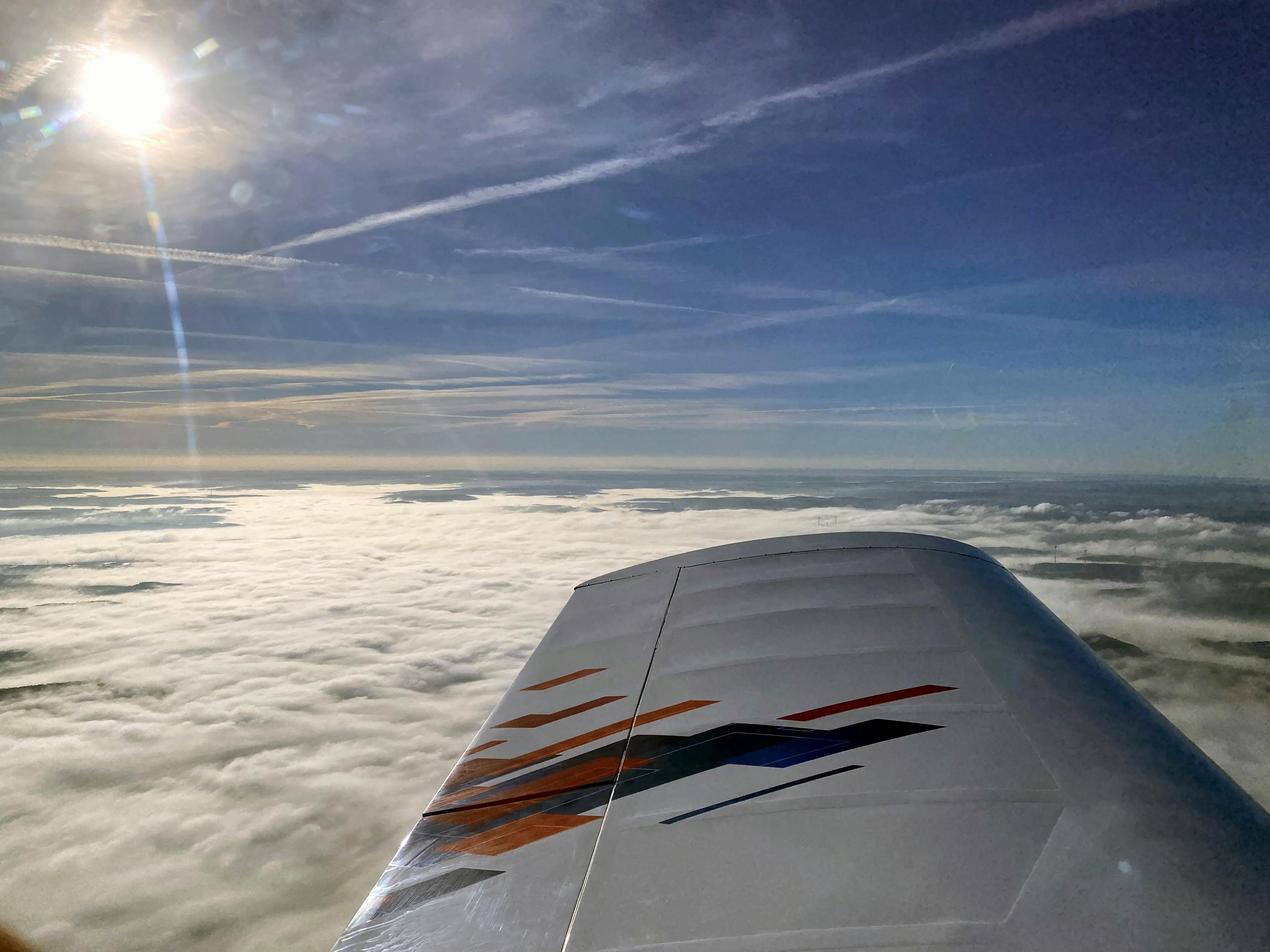 Cockpit-Rundflug in einem der schönsten Ultraleichtflugzeuge des Landes - 160 km Wunschroute