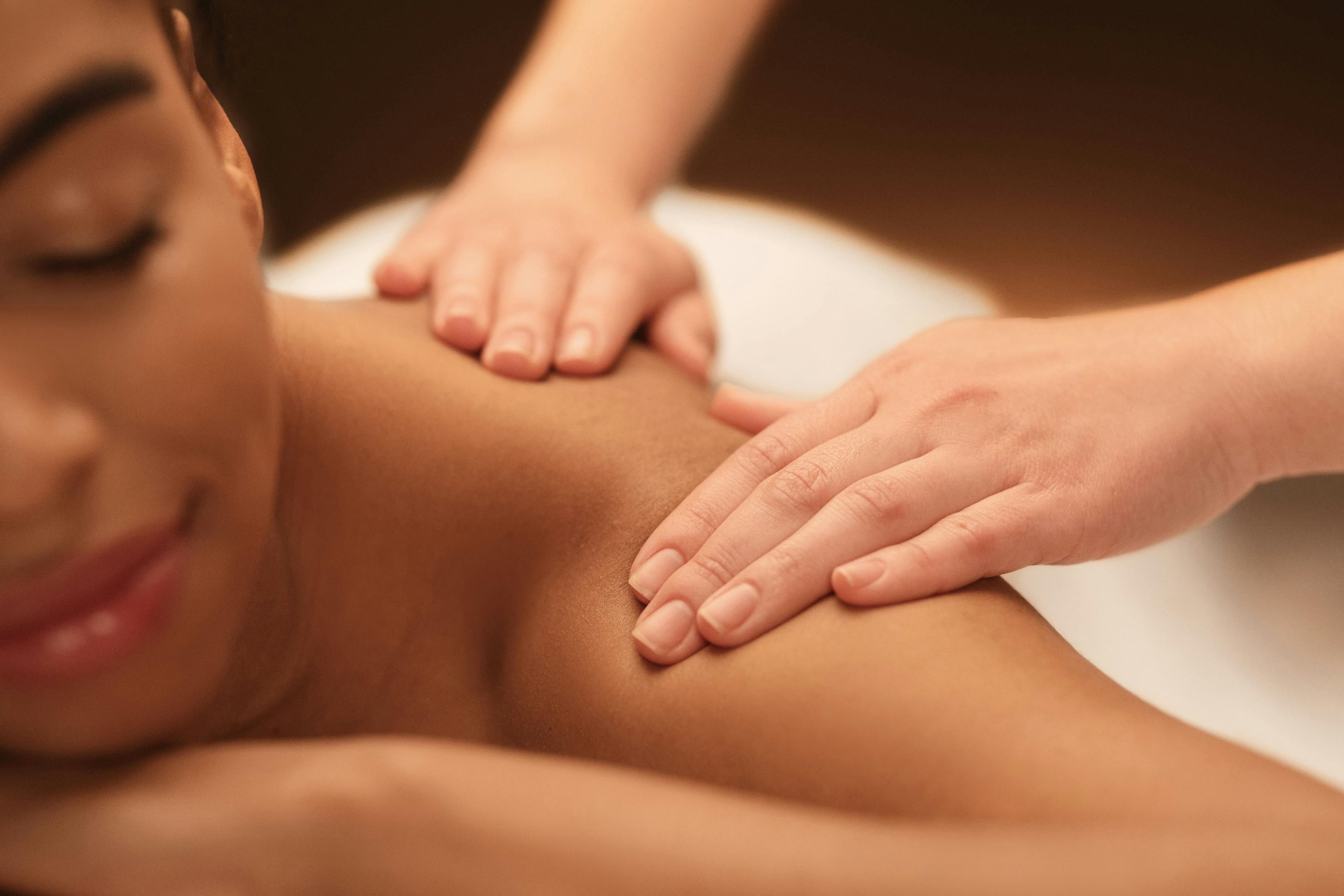 Ayurveda Massage Ganzkörper |60 Min.