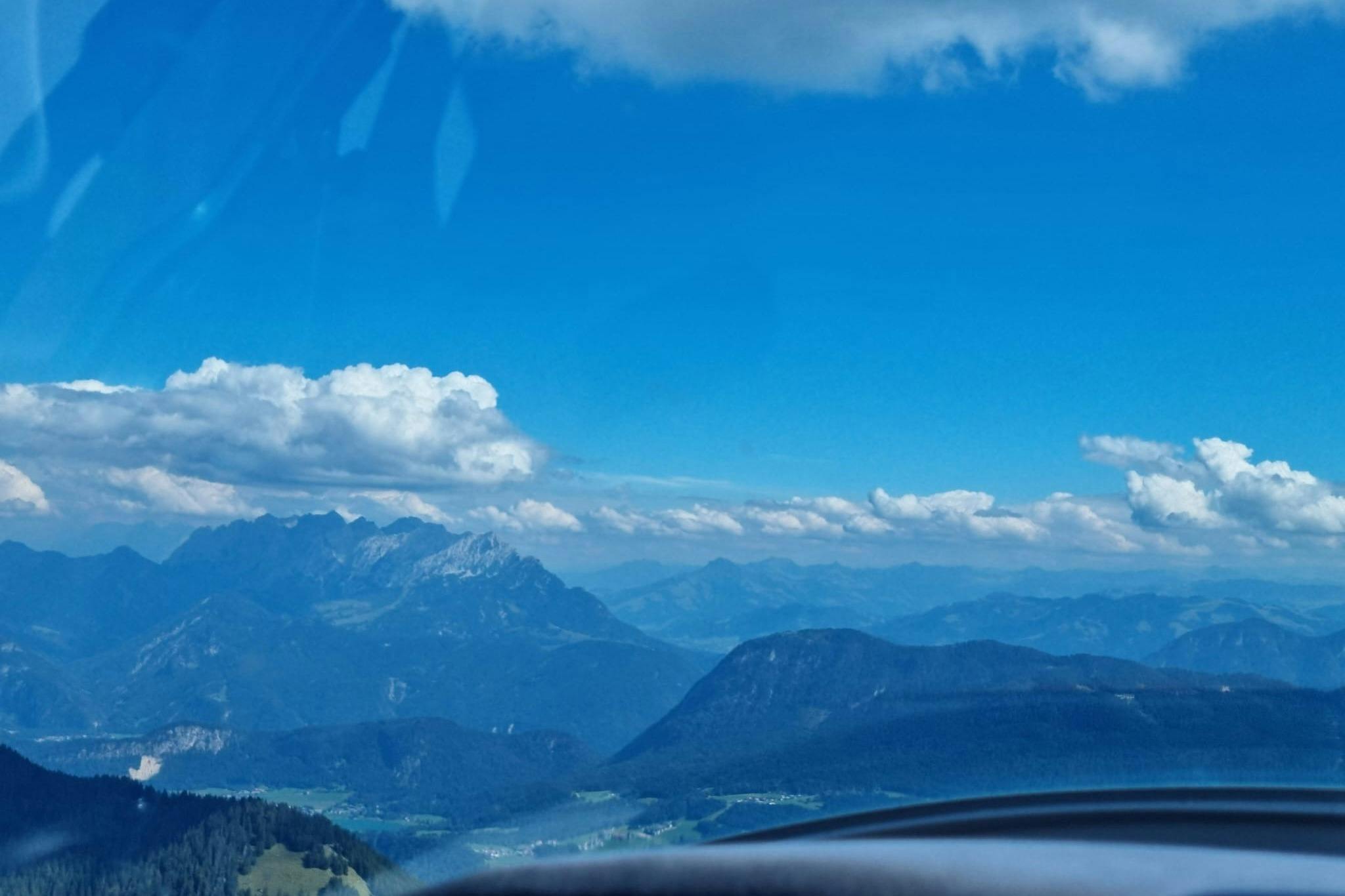 95 Min. Flugzeug Rundflug "Alpen XXL" ab Flugplatz Jesenwang