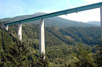 192 Meter Bungy Jump | Europabrücke | 5. höchster der Welt