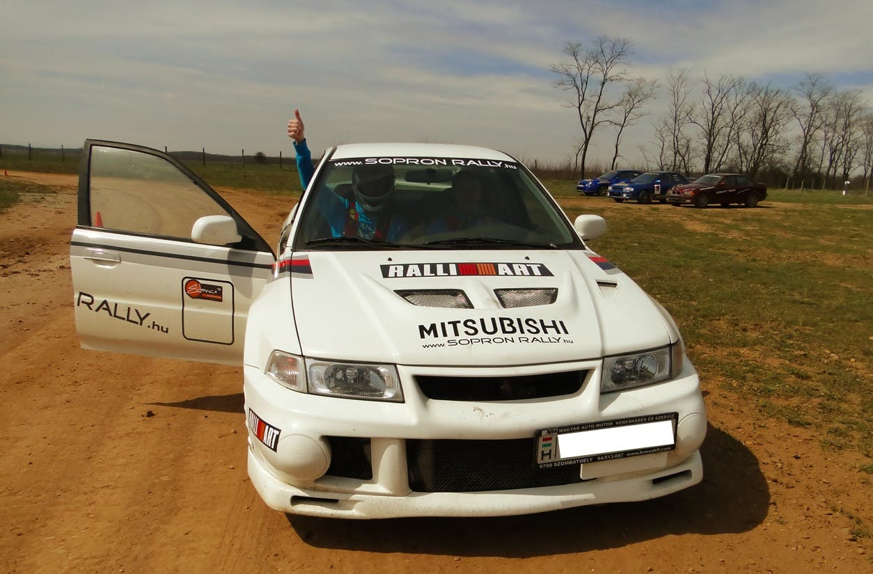 Rallye Spaß im Mitsubishi Lancer EVO | 5 Runden Action