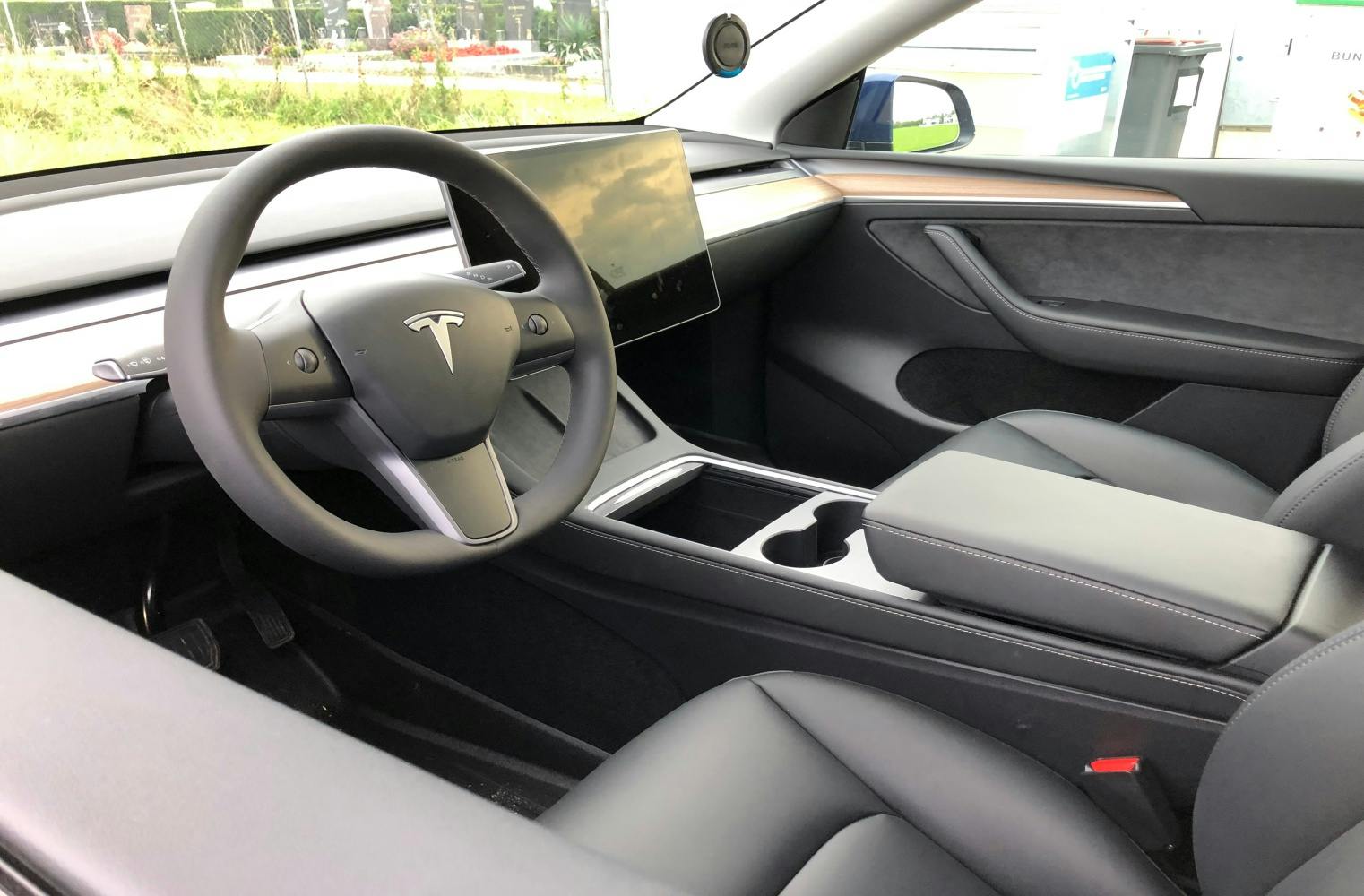 Tesla Model Y | das ultimative Elektroauto mieten | 3 Tage 