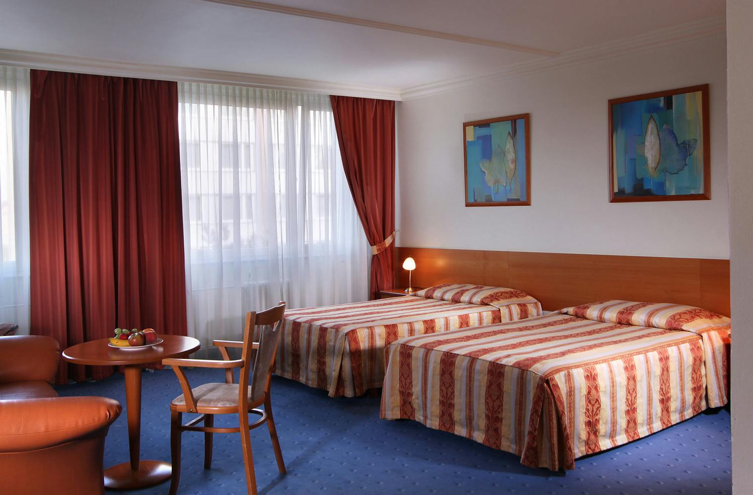 Sightseeing und Wellness | 3 Tage im Top Hotel Prag**** 
