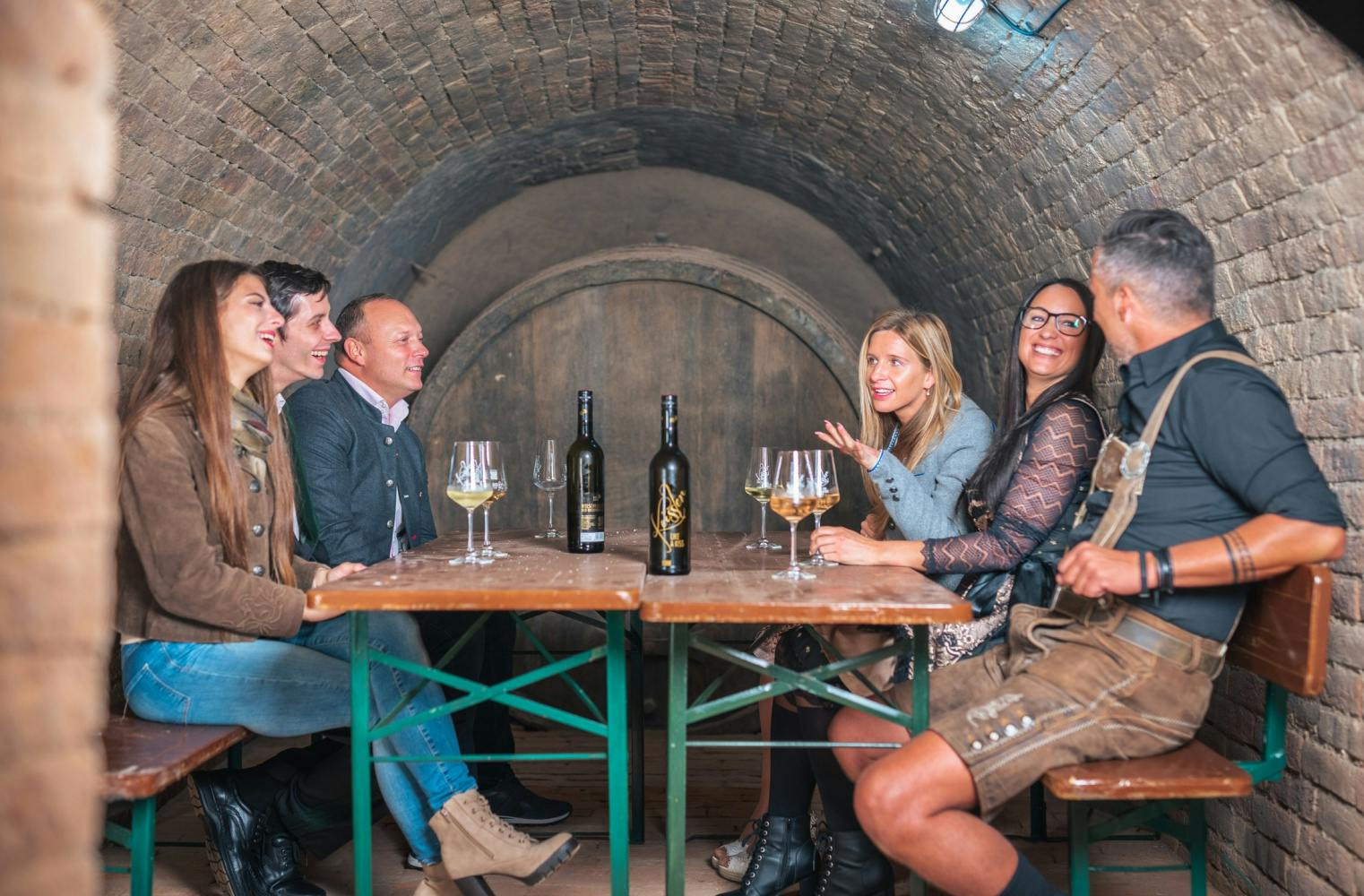 Kurzurlaub im Weinfass-Chalet DELUXE | für 6 Personen