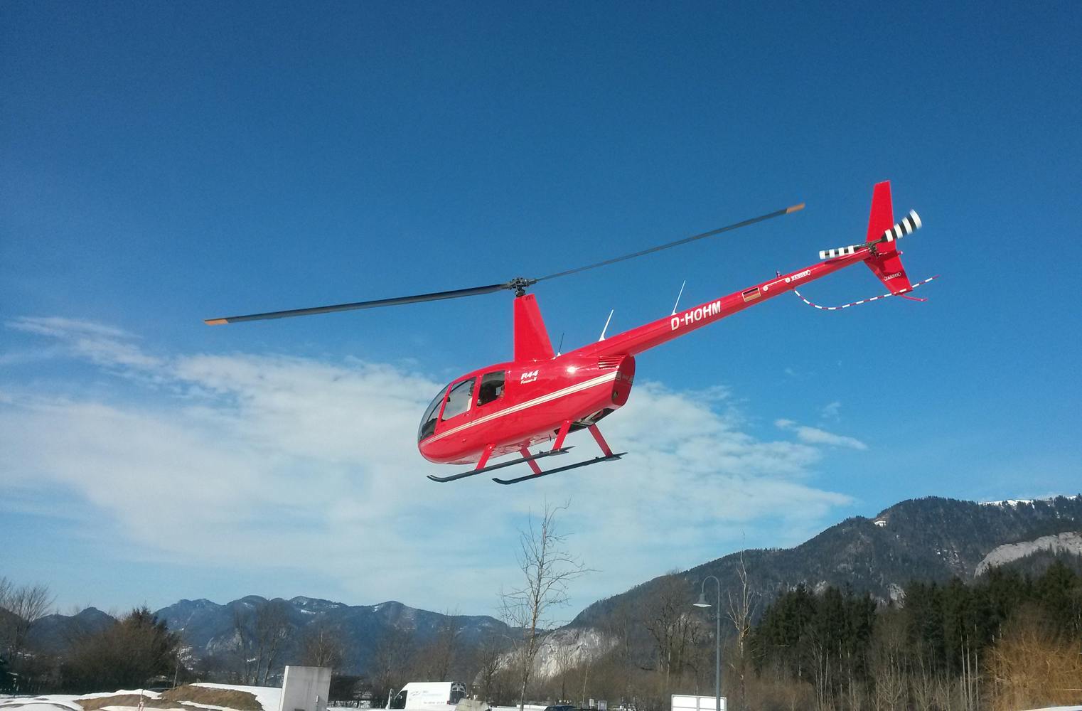 Hubschrauberflug | österreichische Seen und Alpen | 60 Min.