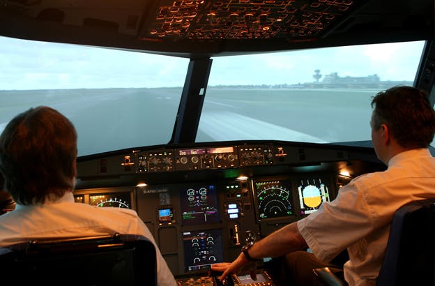 Airbus A320 | Pilot im Flugsimulator | Willkommen im Cockpit