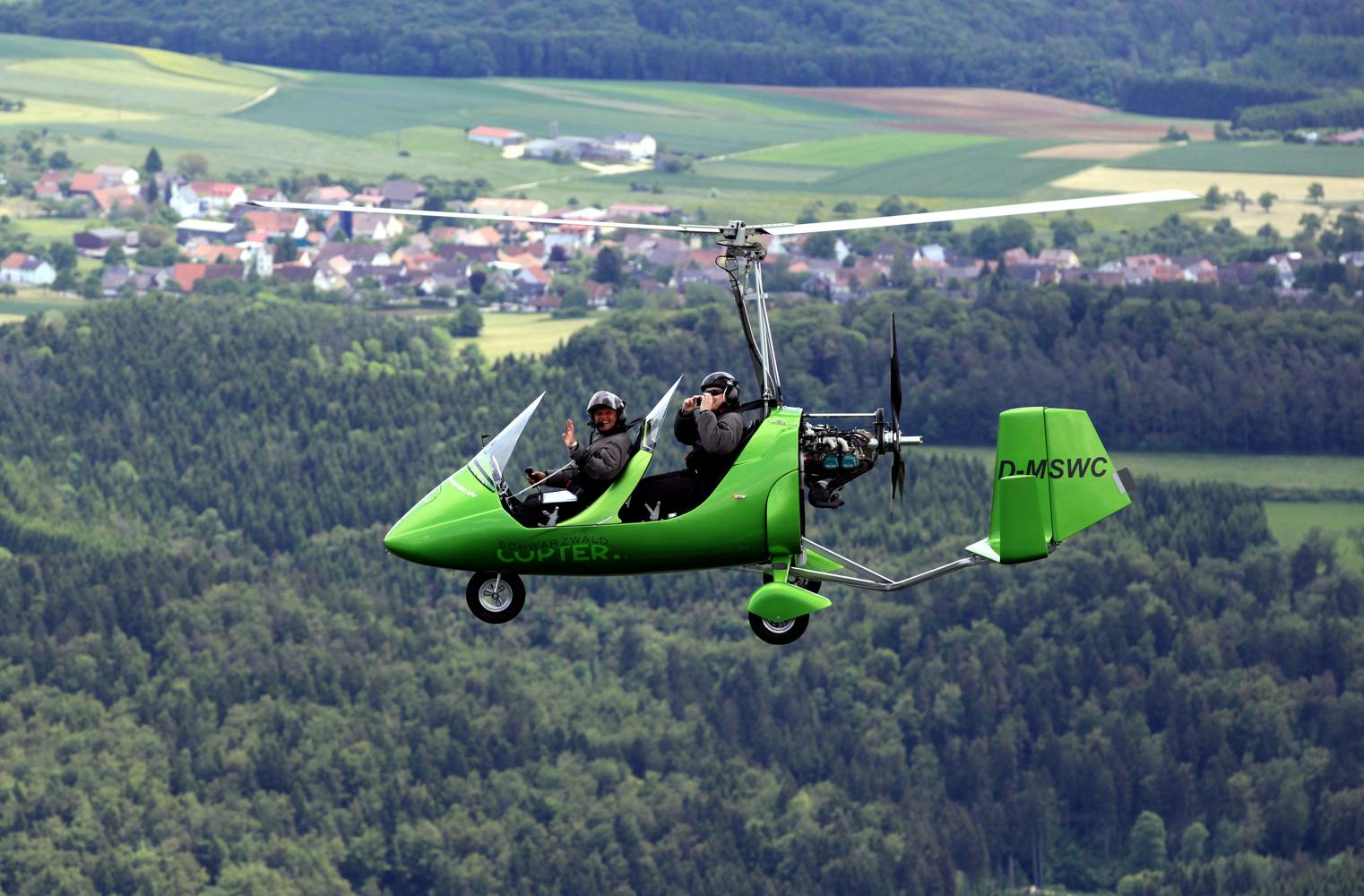Gyrocopter Rundflug | traumhafte Route an der Donau | 15 Min