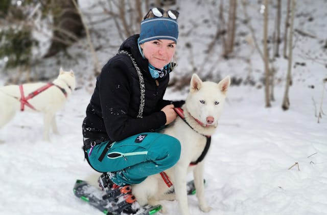 Husky-Schneeschuhtrekking | 2 Std. in der Winterlandschaft