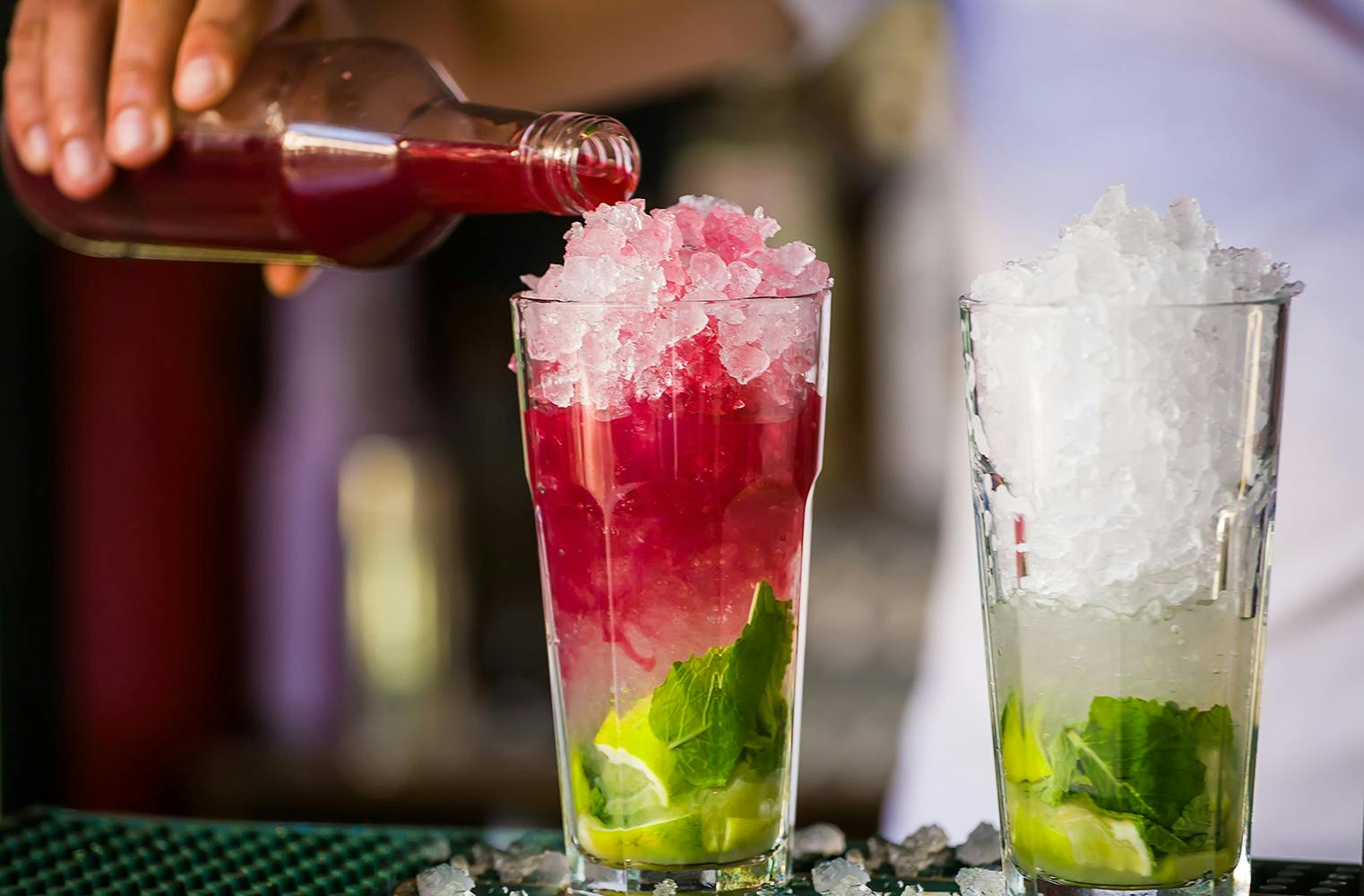 Cocktails mischen lernen | wie ein Barkeeper Cocktails mixen