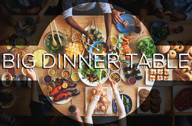 Dinner mit Freunden | gemeinsames Essen beim Themenabend