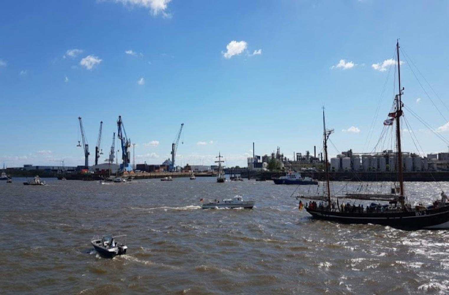 Selbst geführte Stadtführung Hamburg | Geheimnisse im Hafen