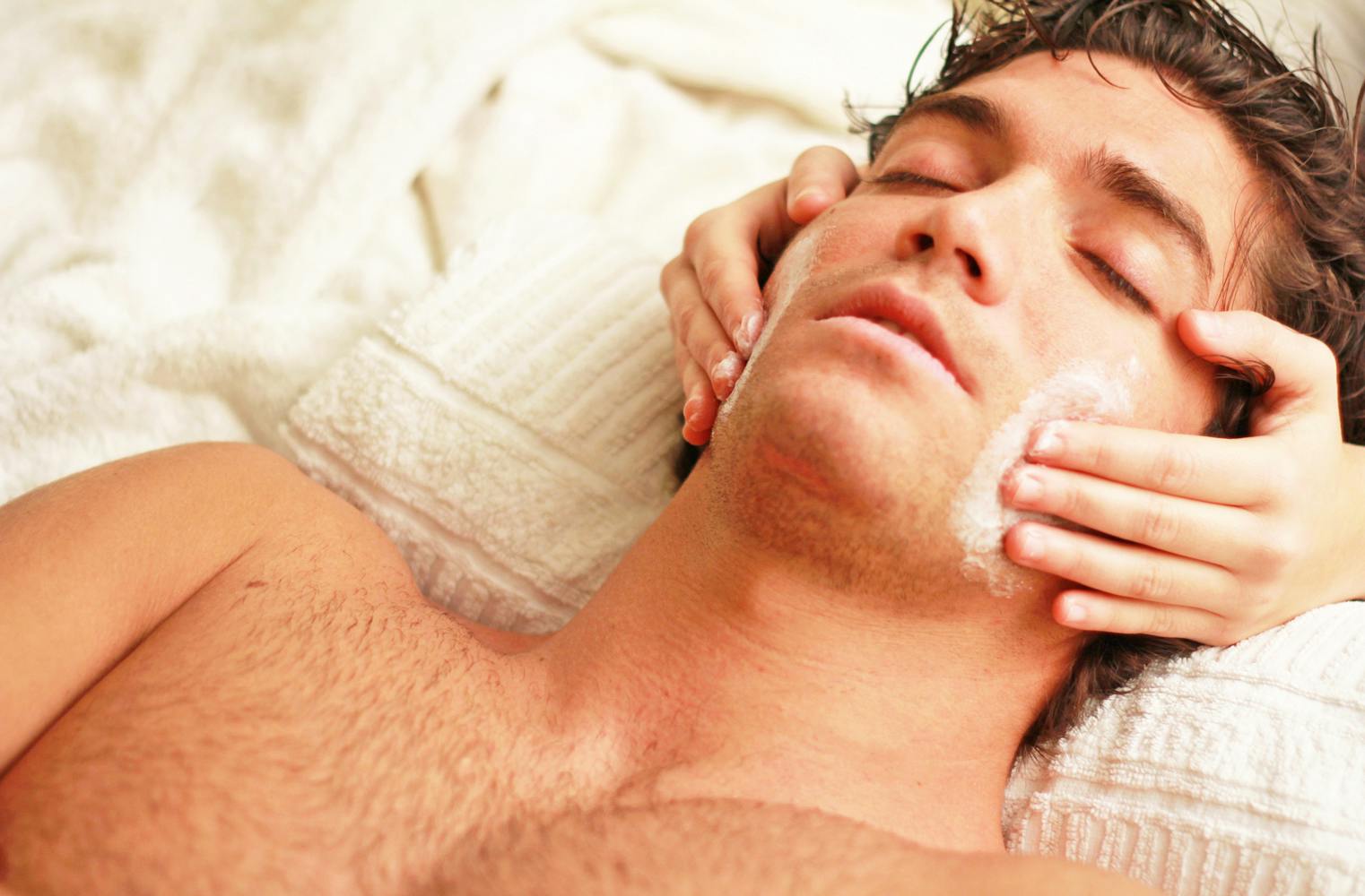 Beauty-Behandlung für den Mann|Pflege und Wohlgefühl für IHN