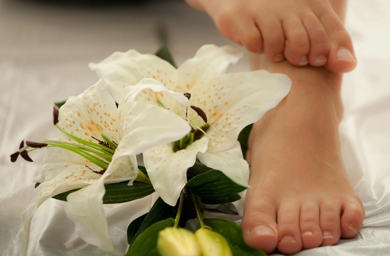 Asia Luxus Paket | Peeling, balinesische Massage u.v.m.