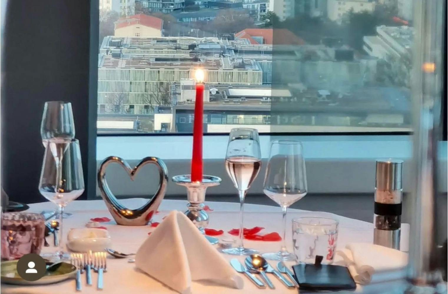 Love Dinner | romantisches 6-Gang-Menü mit Blick über Wien 