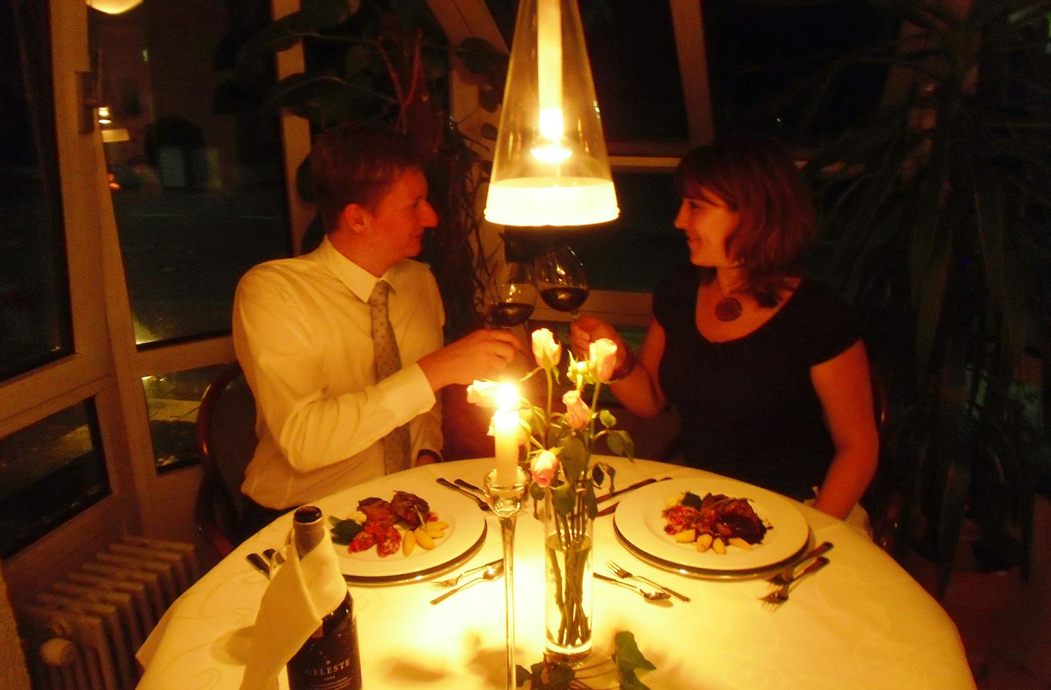 Dinner for 2 | Essen am romantisch gedeckten Tisch