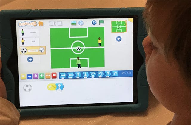 Spielerisches Programmieren für 6-8 Jährige | mit Scratch